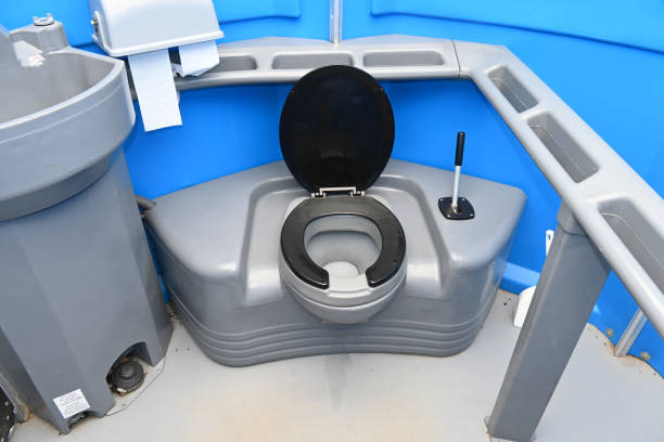 Portable Toilet Options We Offer in St Clair Shores, MI